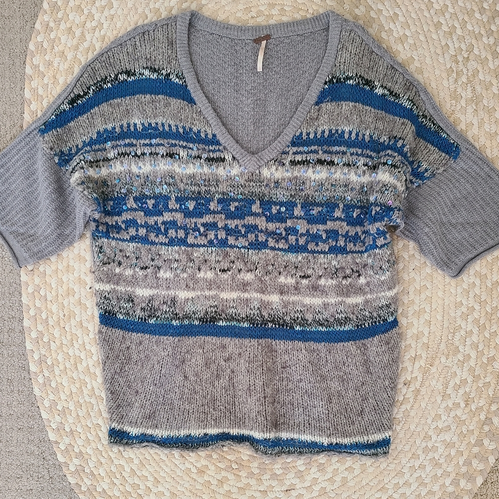 Free people short sleeves v-neck pullover sweater